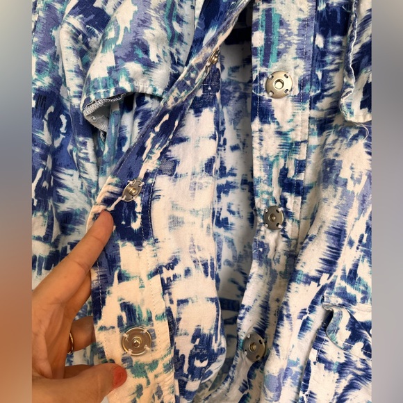 Ruby Rd. Blue and White Patterned Snap Jacket Blouse - Picture 4 of 8